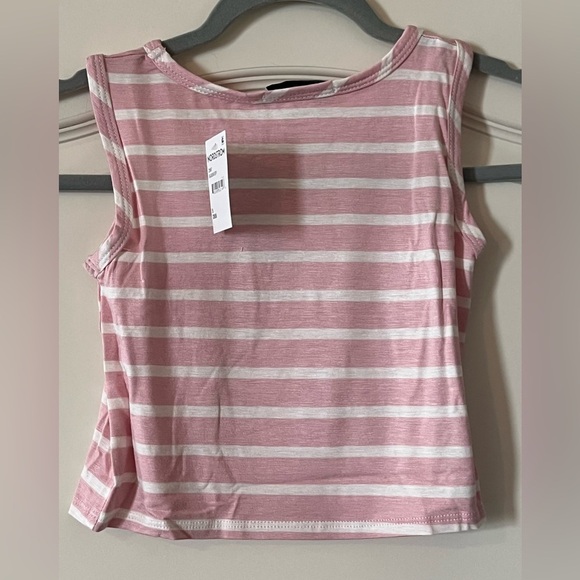 NWT Cotton Emporium Sleeveless Cropped Tank Juniors Size Medium - Picture 7 of 10